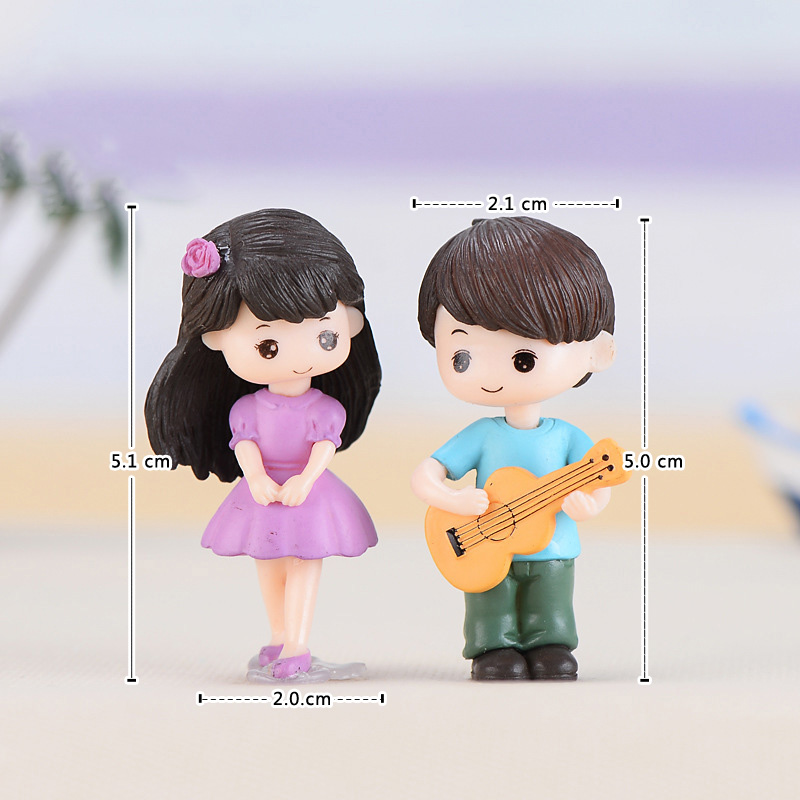 Guitar Couple Lover Miniature  - Car Accessories Oman avaliação e preço