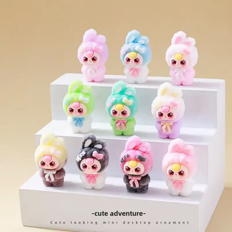 Hot Genuine Mini Figures Deskt - Car Accessories Oman avaliação e preço
