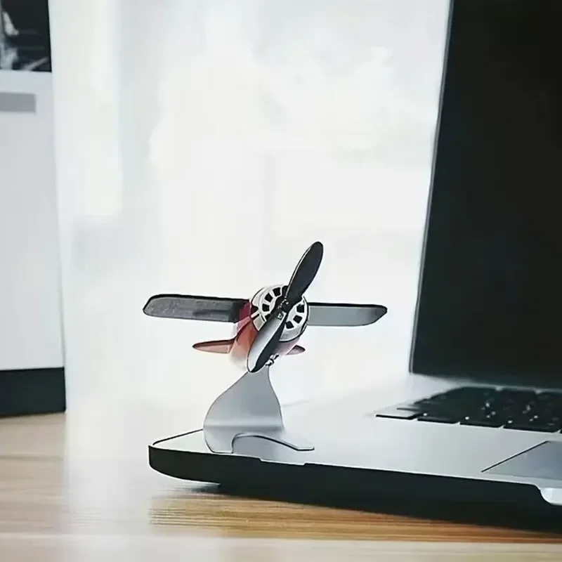 Solar Airplane Creative Men's  - Car Accessories Oman avaliação e preço