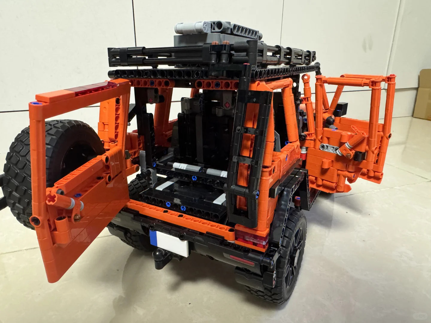 New MOC Orange Car Model Build - Car Accessories Oman avaliação e preço